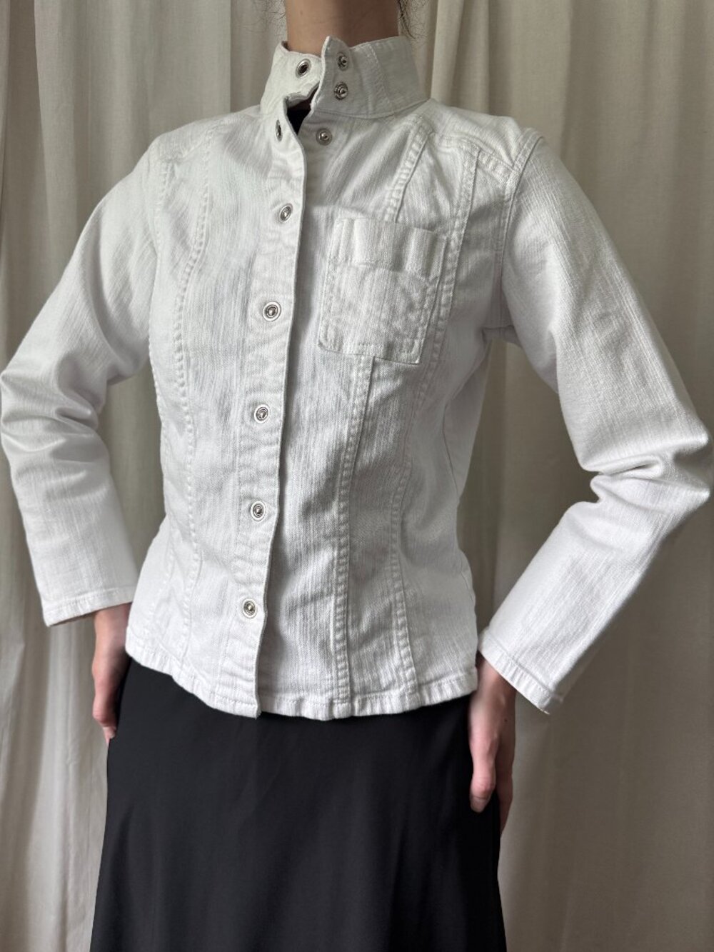 Chico's Platinum White Denim Moto Jacket Button Closure Mock Neck Women's Size 0